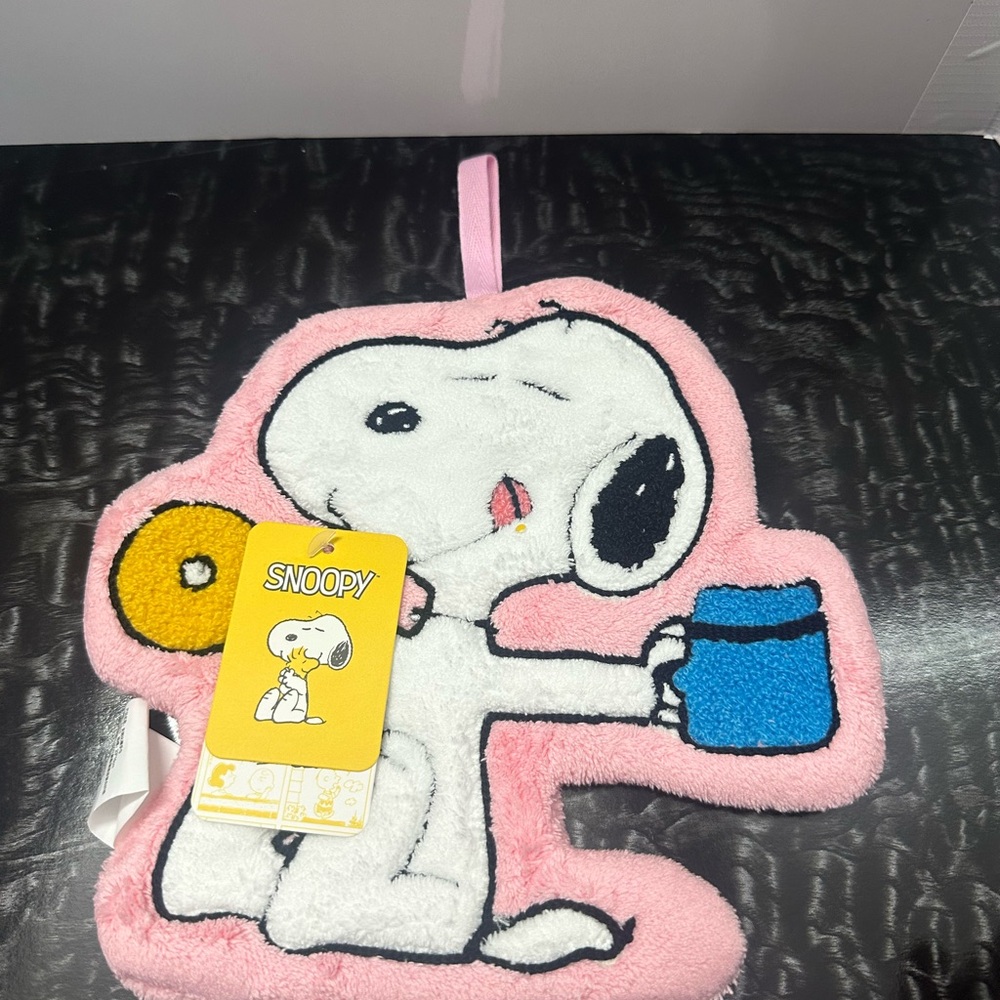 Snoopy Pink Hand Towel